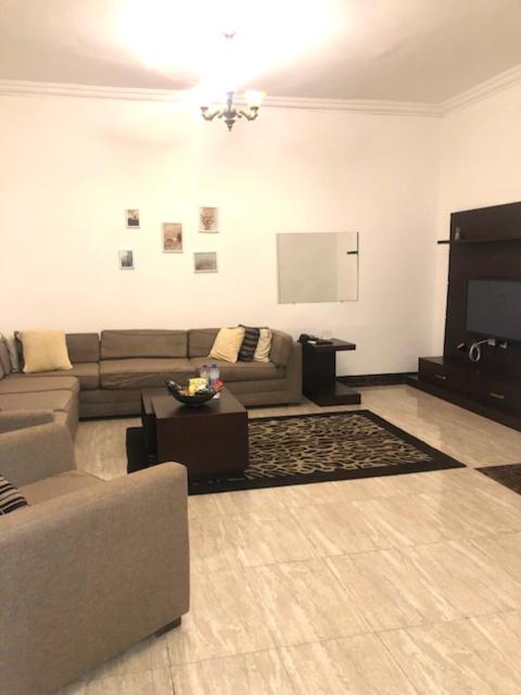 Zamalek Spacious 2 Bedroom With Full Kitchen Kair