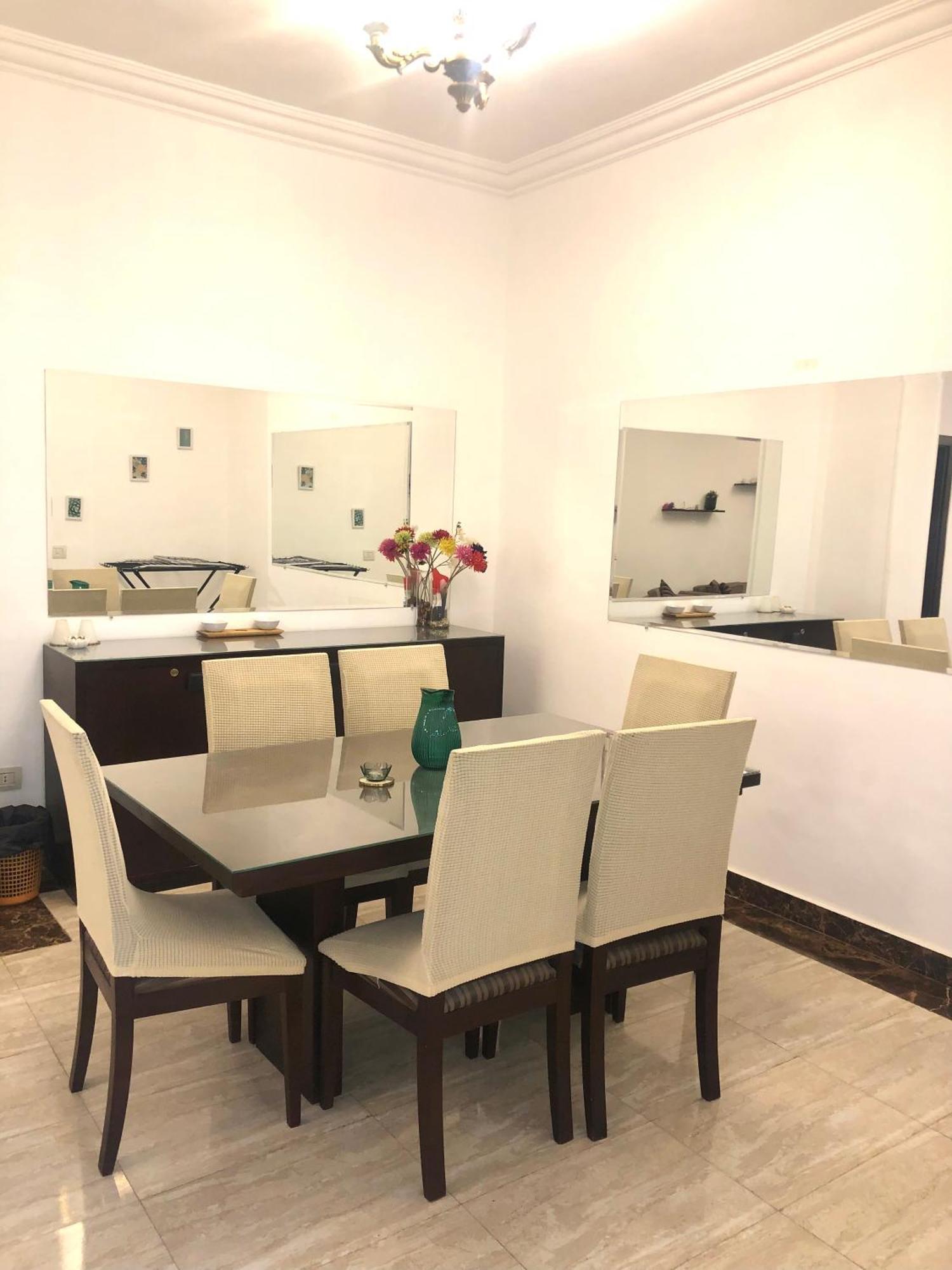 Apartament Zamalek Spacious 2 Bedroom With Full Kitchen Kair